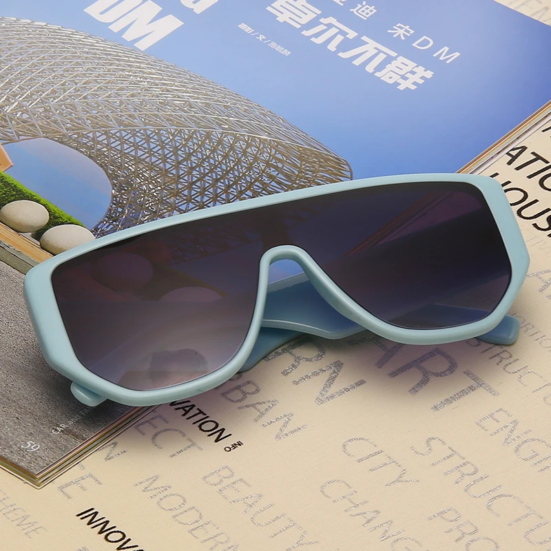 DLL20228 DL Hot Style Fashion 2021 Women vintage Sunglasses Oversized Sunglasses Square eyeglasses, Picture colors
DLL20228 DL Hot Style Fashion 2021 Women vintage Sunglasses Oversized Sunglasses Square eyeglasses, Picture colors