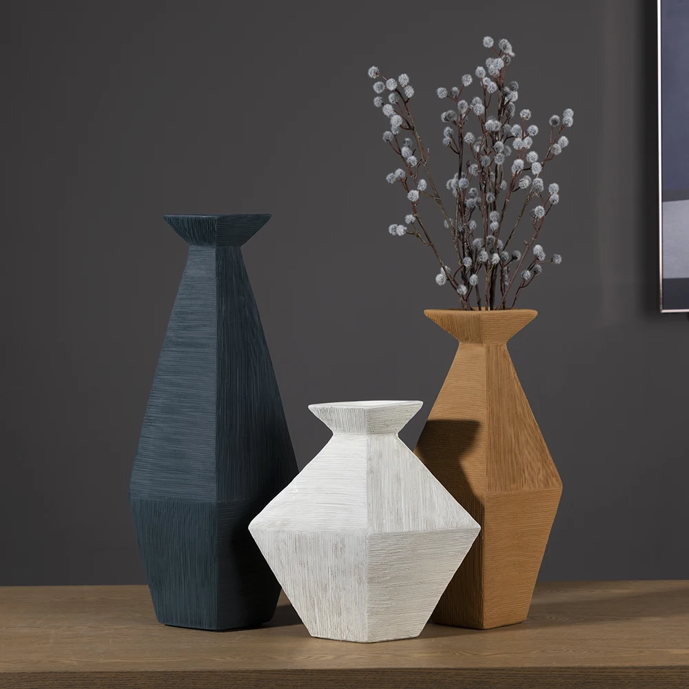 forma di diamante vaso decorativo boho pottery morandi nordic flower vases set of 3 home decor modern ceramic & porcelain vases
forma di diamante vaso decorativo boho pottery morandi nordic flower vases set of 3 home decor modern ceramic & porcelain vases
