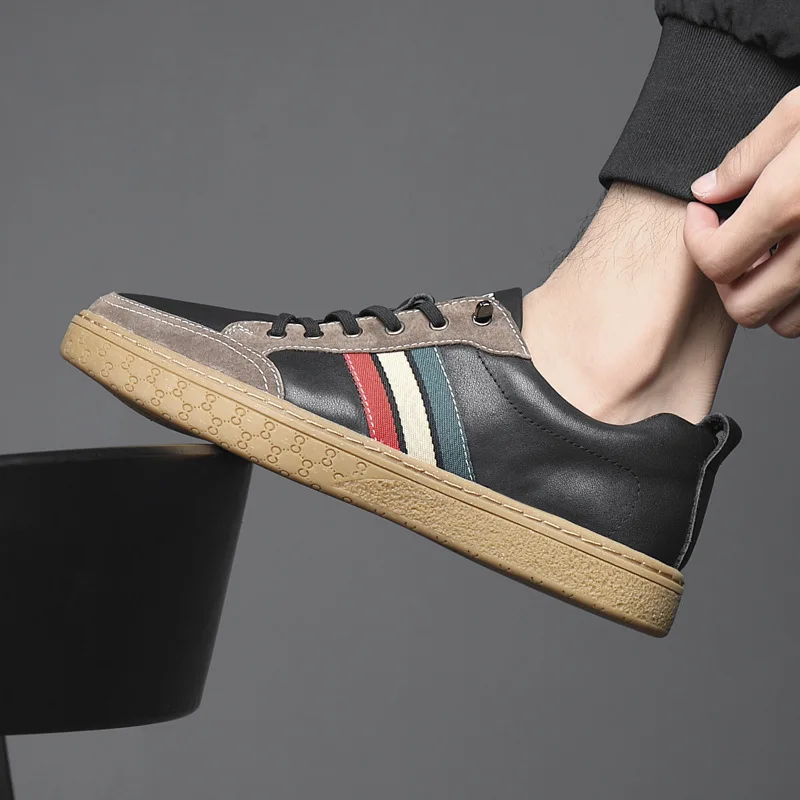 High Quality Comfortable classic Cow Leather Flat Shoes Wholesale Breathable Leather casual shoes For Men, Black white 
High Quality Comfortable classic Cow Leather Flat Shoes Wholesale Breathable Leather casual shoes For Men, Black white