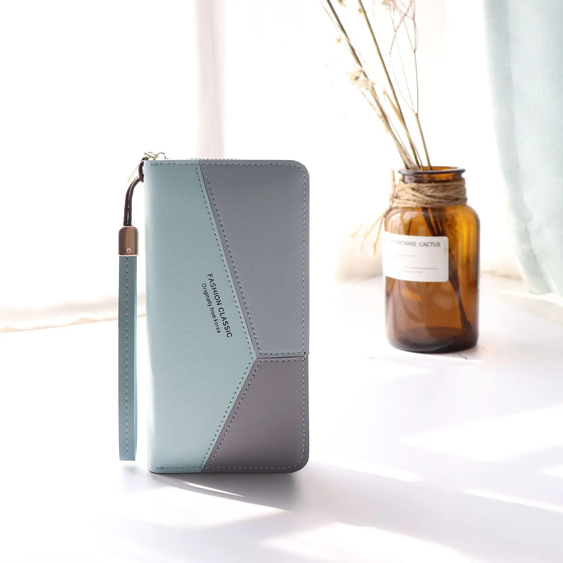 Long Geometric Stitching New Design Leather Wallets Card Holders Coin Purse Wallets for Women Fashionable
Long Geometric Stitching New Design Leather Wallets Card Holders Coin Purse Wallets for Women Fashionable