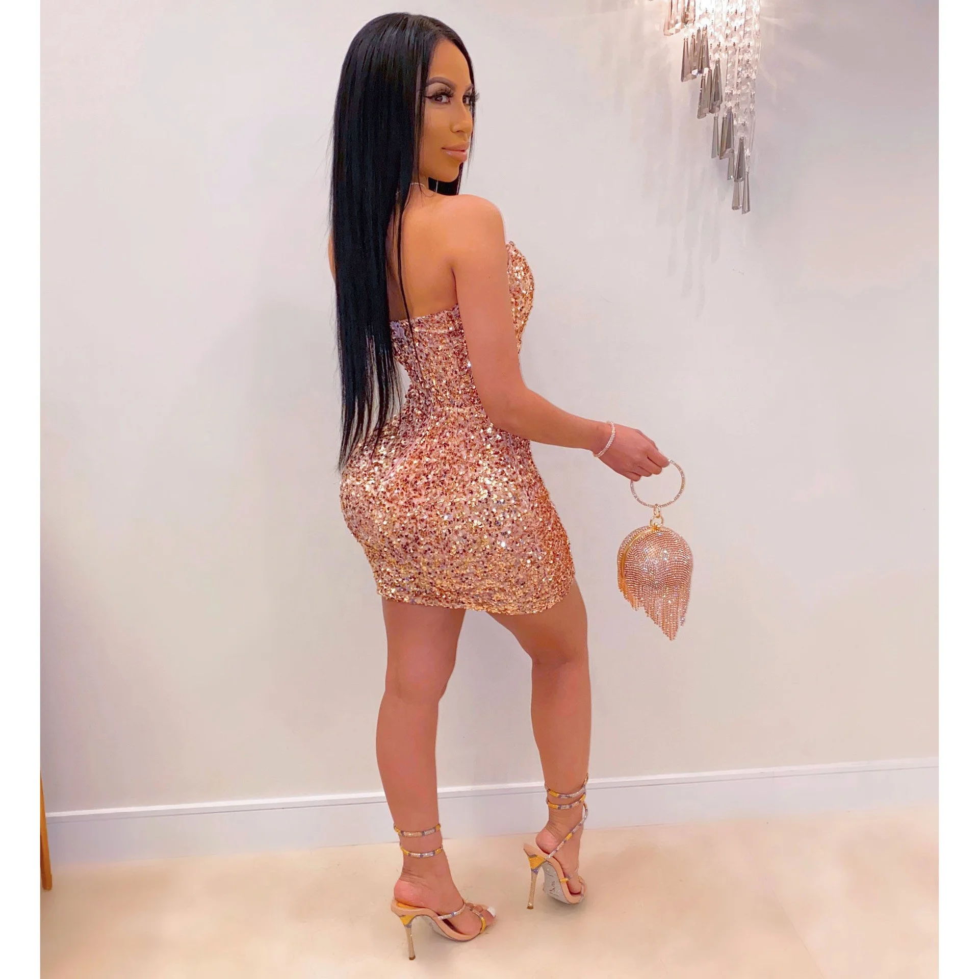 Factory Direct Europe And The United States Bead Breast Sexy Dresses Sequin Sexy Dress
Factory Direct Europe And The United States Bead Breast Sexy Dresses Sequin Sexy Dress