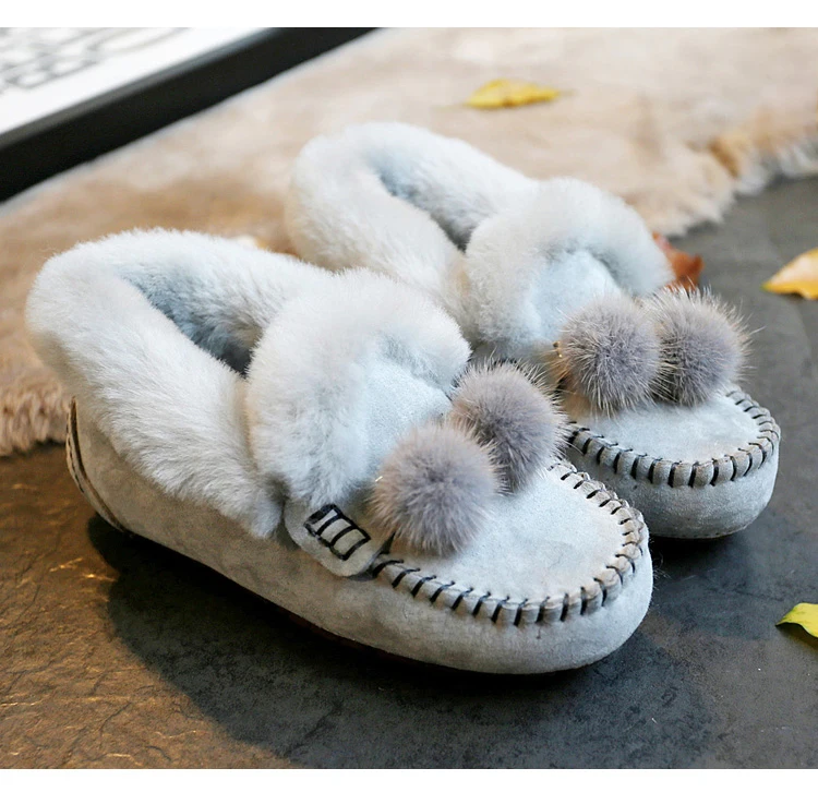Winter Moccasin Adult Women Fur Boots Slippers With Logo, Women Fur Sheepskin Snow Bootie Girls Shoes, Customized color
Winter Moccasin Adult Women Fur Boots Slippers With Logo, Women Fur Sheepskin Snow Bootie Girls Shoes, Customized color