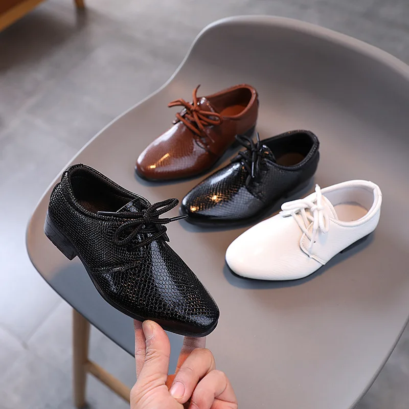 Breathable Boys' New Design Fashion PU Leather Lace-up Single Shoes Middle-aged Black Performance Shoe For Boys
Breathable Boys' New Design Fashion PU Leather Lace-up Single Shoes Middle-aged Black Performance Shoe For Boys