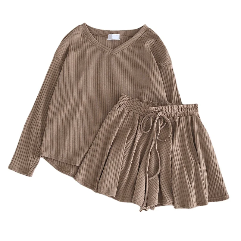 2021Trends spring solid color pit strip long-sleeved v-neck blouse drawstring elastic waist loose shorts girls shorts sets, Show
2021Trends spring solid color pit strip long-sleeved v-neck blouse drawstring elastic waist loose shorts girls shorts sets, Show
