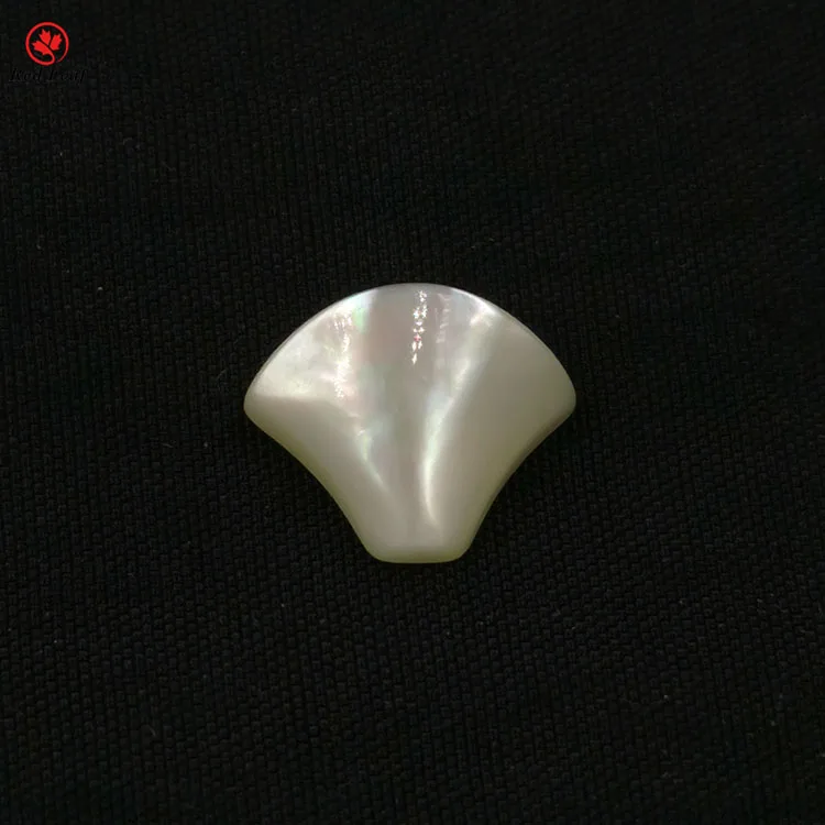 JEWELRY WHOLESALE AAAAA Mother Pearl Sector Shape Gemstone Natural Sea Shell Stone for necklace
JEWELRY WHOLESALE AAAAA Mother Pearl Sector Shape Gemstone Natural Sea Shell Stone for necklace