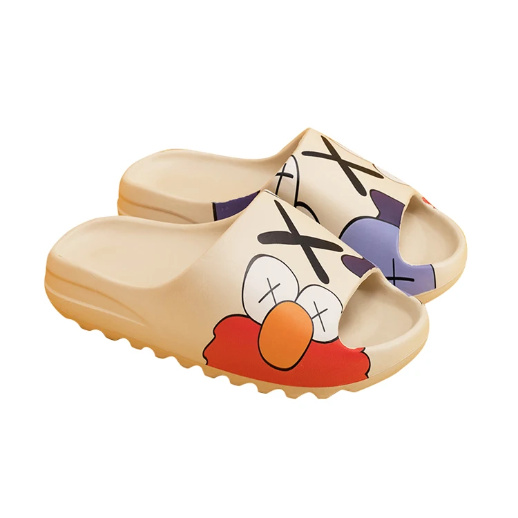 Korean fashion flip-flops thick-soled coconut slippers multicolor cartoon couple casual and breathable beach sandals
Korean fashion flip-flops thick-soled coconut slippers multicolor cartoon couple casual and breathable beach sandals