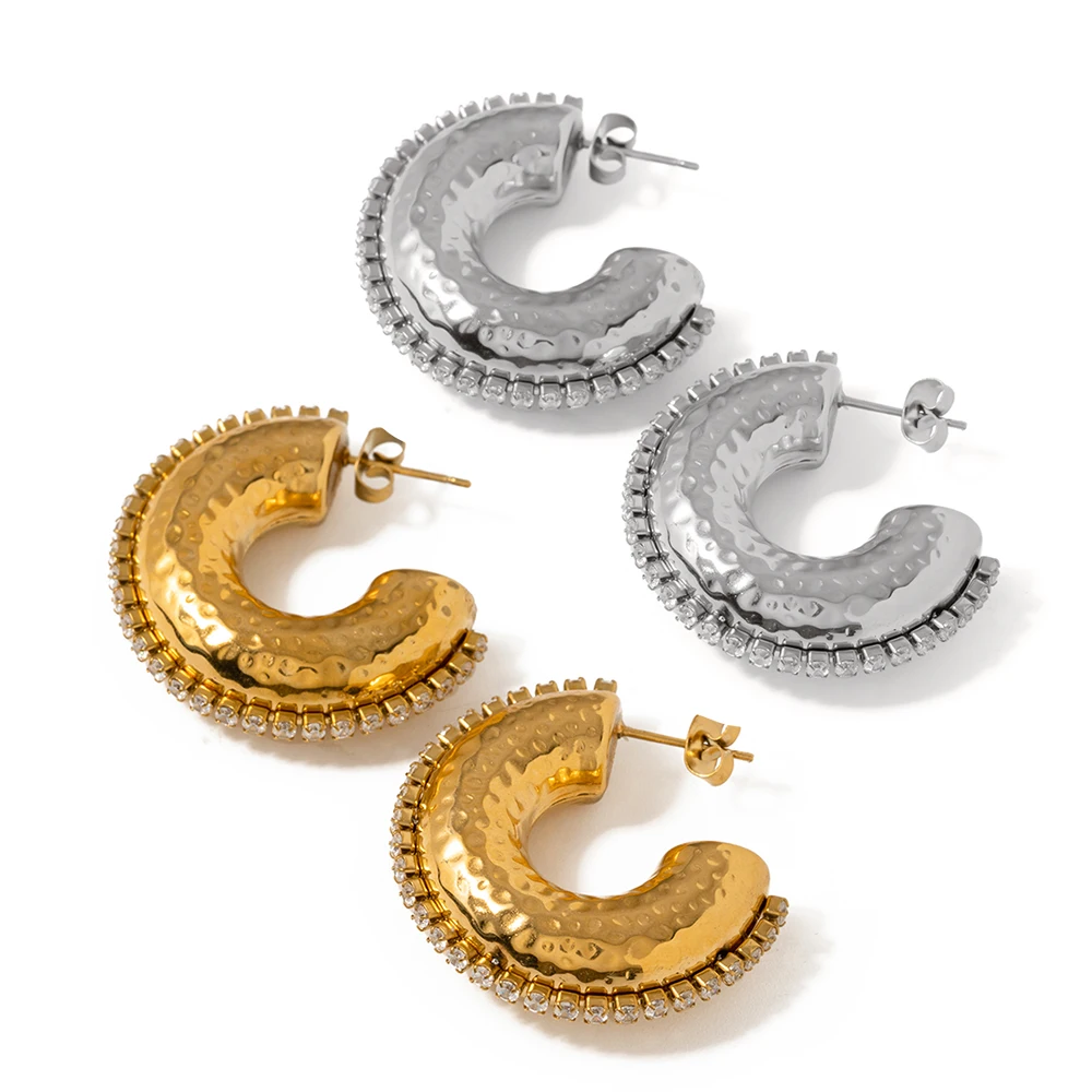 J&D Captivating Stainless Steel Gold Plated Chunky Gold Hoop CC Earrings Hammer Zircon Hoop Earrings
J&D Captivating Stainless Steel Gold Plated Chunky Gold Hoop CC Earrings Hammer Zircon Hoop Earrings