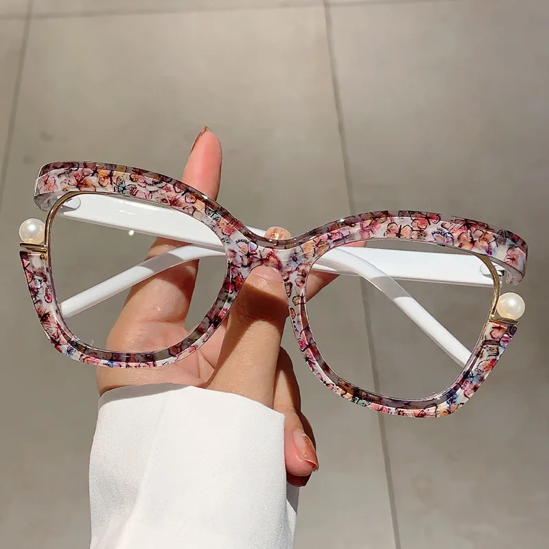 2035 Cat Eye Pearl Eyeglasses Women New Fashion Oversized Eyewear Trendy Oversized Candy Color Blue Light Blocking Glasses
2035 Cat Eye Pearl Eyeglasses Women New Fashion Oversized Eyewear Trendy Oversized Candy Color Blue Light Blocking Glasses