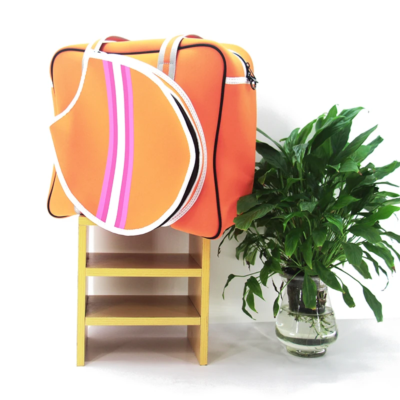 ready to ship Simple Fashion Wholesale Custom Waterproof Dustproof Sports Bag Racket Bag Head Tennis Bag
ready to ship Simple Fashion Wholesale Custom Waterproof Dustproof Sports Bag Racket Bag Head Tennis Bag