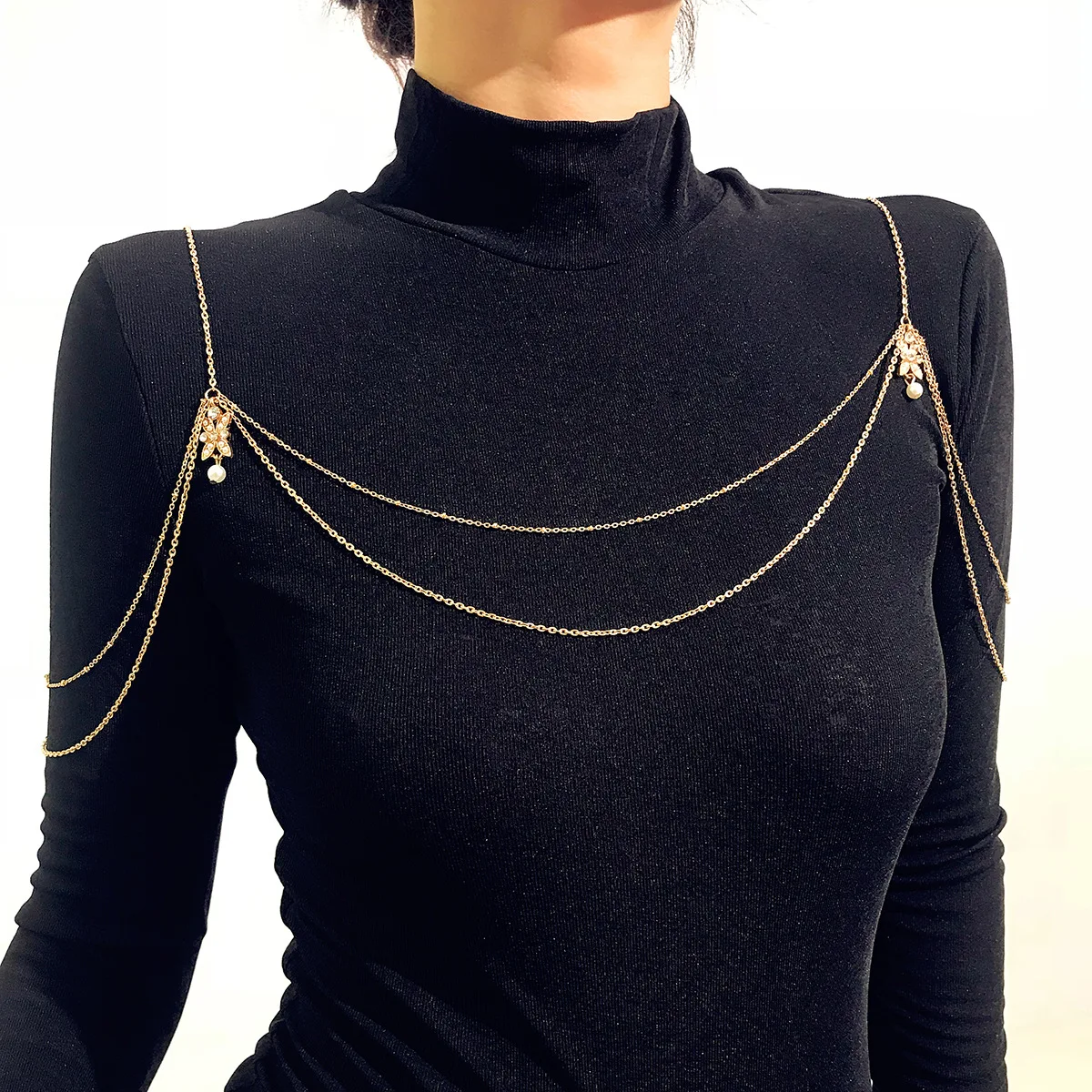 2021 Sailing Personalized Creative Body Clothing Pearl Chain Leaf Tassel Shawl Chain
2021 Sailing Personalized Creative Body Clothing Pearl Chain Leaf Tassel Shawl Chain