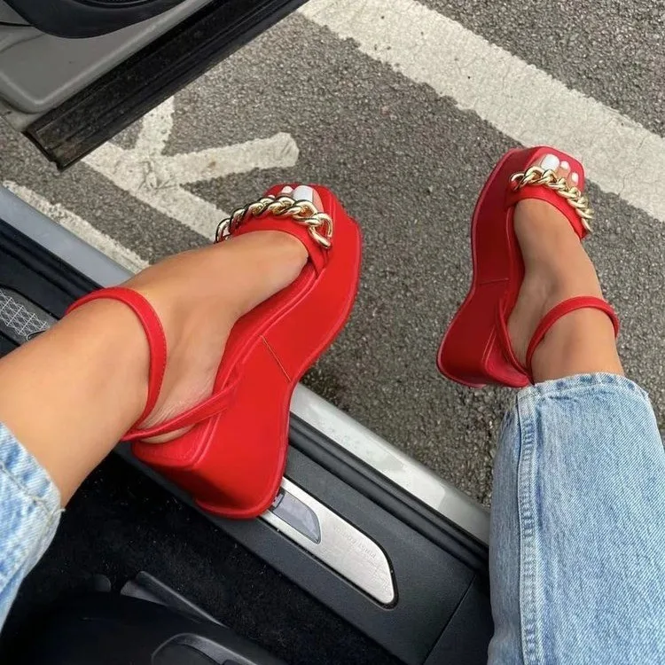 Summer Latest Platform Shoes Black Ladies Slides Chain Women Wedge Slippers Sandals, Black,wred,beige
Summer Latest Platform Shoes Black Ladies Slides Chain Women Wedge Slippers Sandals, Black,wred,beige