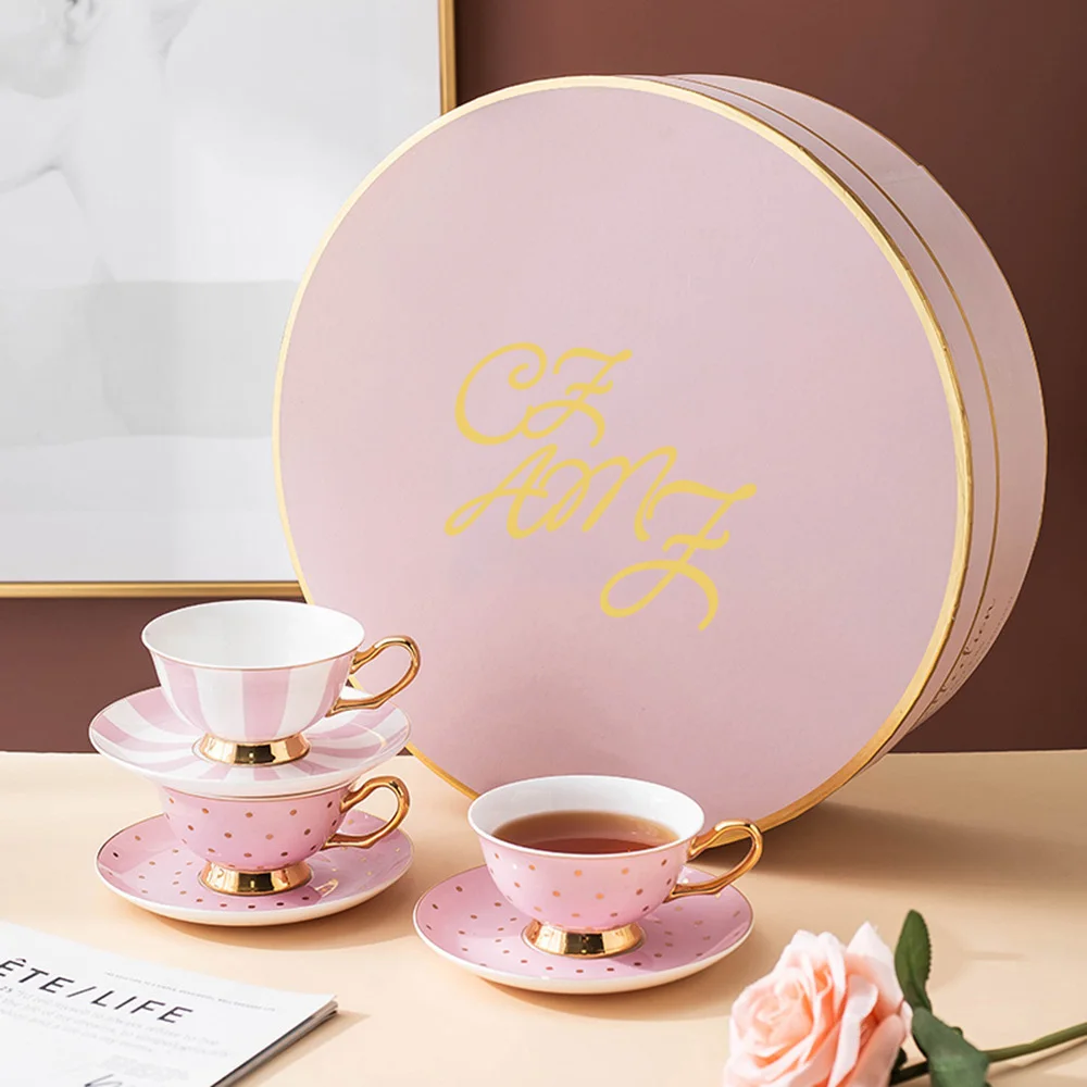 Nordic Simple Pink Ceramic Coffee Cup and Saucer Set British Afternoon Tea Mug Black Tea Cup for Girly Heart as Gift Box
Nordic Simple Pink Ceramic Coffee Cup and Saucer Set British Afternoon Tea Mug Black Tea Cup for Girly Heart as Gift Box