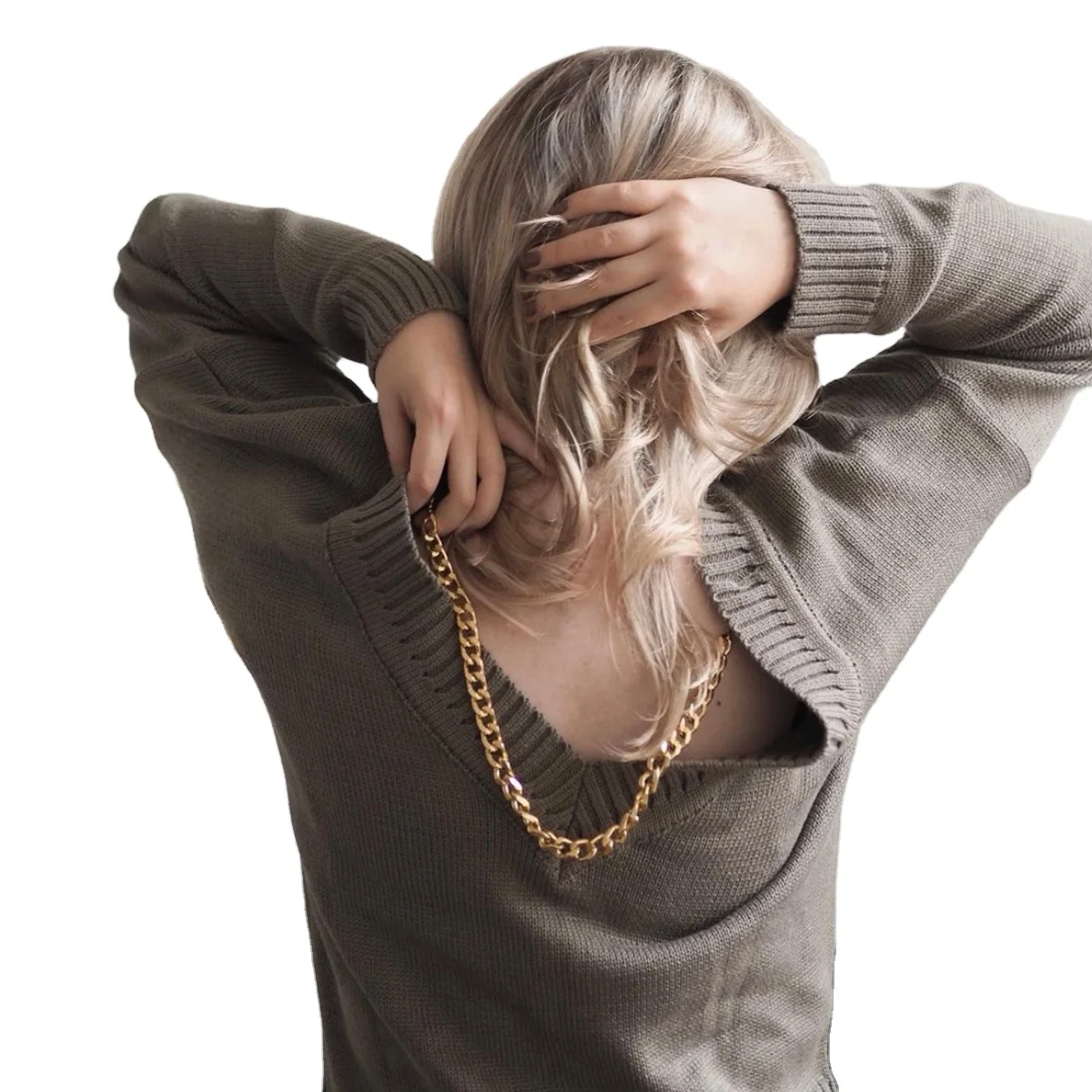 Newest design 2021 back golden chain sexy v neck sweater tops knitted sweater women
Newest design 2021 back golden chain sexy v neck sweater tops knitted sweater women
