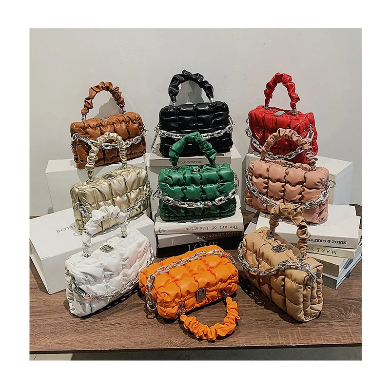 Folds Plaid PU Leather Crossbody Bags Thick Chain Small Tote Clutch Ladies Shoulder Bag for Women Brand Top Handle Handbags
Folds Plaid PU Leather Crossbody Bags Thick Chain Small Tote Clutch Ladies Shoulder Bag for Women Brand Top Handle Handbags