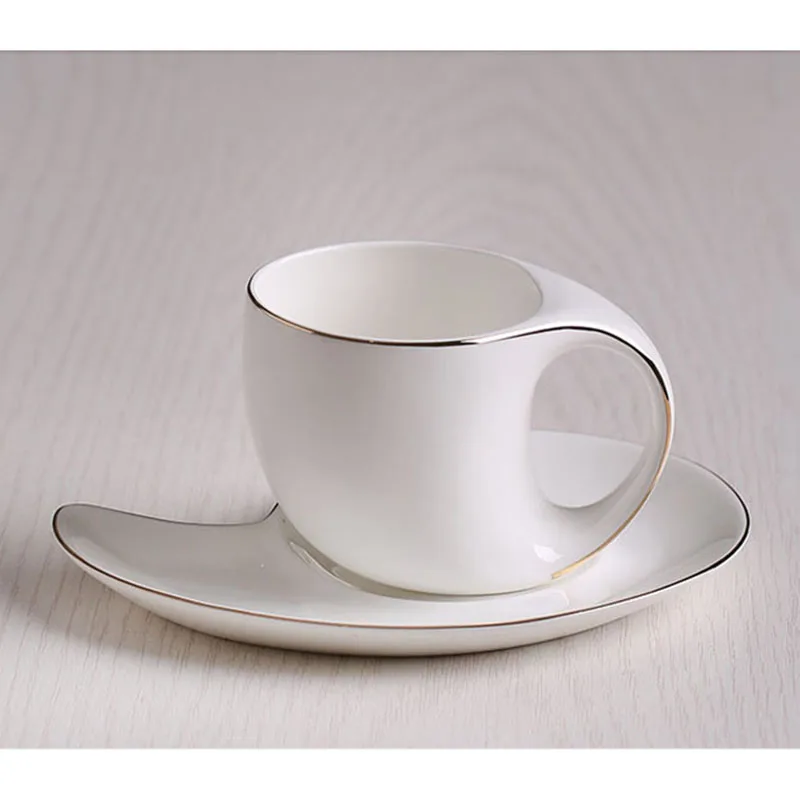 UCHOME Custom European Classic China Bone Coffee Mug Cup with Saucer, 2 colors can be choosed
UCHOME Custom European Classic China Bone Coffee Mug Cup with Saucer, 2 colors can be choosed