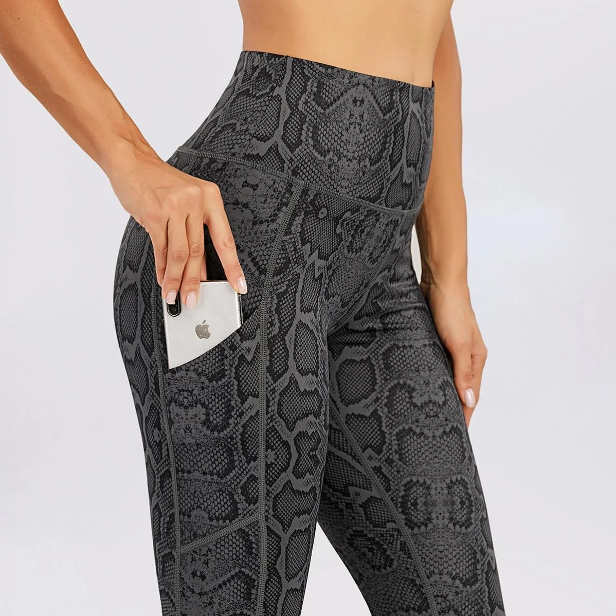 BR High Waisted Workout Snake Printed Pattern Yoga Pants Sexy Tummy Control Yoga Leggings Gym Fitness Sports Tights With Pocket
BR High Waisted Workout Snake Printed Pattern Yoga Pants Sexy Tummy Control Yoga Leggings Gym Fitness Sports Tights With Pocket