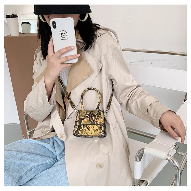 2021 Female Pu Shoulder Handbags Crossbody Small Square Serpentine Stone Pattern Small Handbag Kids Purse Mini Handbags, 7 colors
2021 Female Pu Shoulder Handbags Crossbody Small Square Serpentine Stone Pattern Small Handbag Kids Purse Mini Handbags, 7 colors