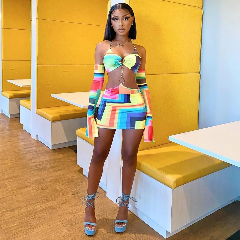 INS Fashion Chain Halter Neck Cut Out Chain Connect Mini Colorful Print Tight Women Dress
INS Fashion Chain Halter Neck Cut Out Chain Connect Mini Colorful Print Tight Women Dress