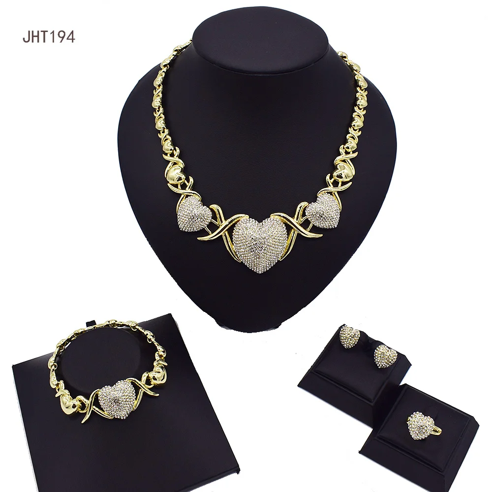 JHT194 Fashion 18K gold-plated XOXO rhinestone big heart-shaped women's African jewelry set
JHT194 Fashion 18K gold-plated XOXO rhinestone big heart-shaped women's African jewelry set