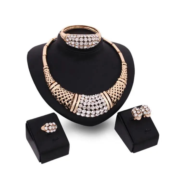 Fashion Dubai jewelry set gold plated Alloy Necklace earrings bangle and ring 4pcs jewelry set X4147
Fashion Dubai jewelry set gold plated Alloy Necklace earrings bangle and ring 4pcs jewelry set X4147
