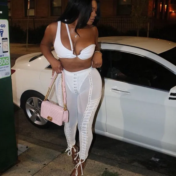 Sexy Halter Sleeveless Sling White Two Piece Set Women Clothing Bodycon pant Hip top Sexy Club wearing
Sexy Halter Sleeveless Sling White Two Piece Set Women Clothing Bodycon pant Hip top Sexy Club wearing
