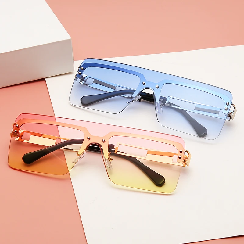 NIWOTA 2109 High Quality Rimless Square One Piece Lens Hollow Metal Legs Men Wome Sungalsses
NIWOTA 2109 High Quality Rimless Square One Piece Lens Hollow Metal Legs Men Wome Sungalsses