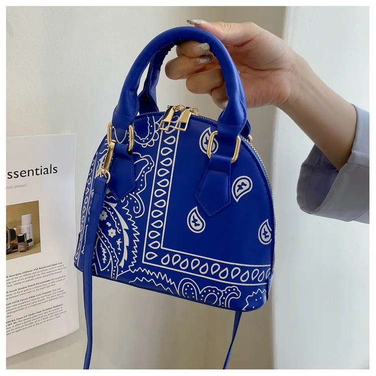 2021 New Design Trendy Paisley Printing Sun Street Fashion Women Handbags Hot Small Ladies Purses Bags
2021 New Design Trendy Paisley Printing Sun Street Fashion Women Handbags Hot Small Ladies Purses Bags
