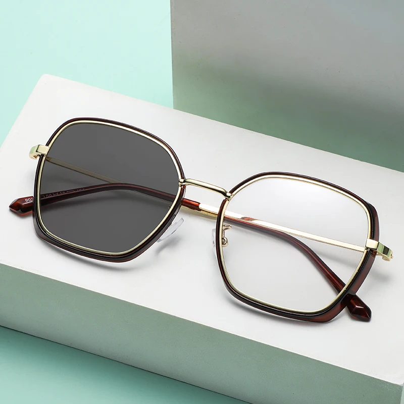 Hot Fashion Anti Blue Light Blocking Glasses Computer Gaming Chameleon Glasses Blue Blocking Glasses Photochromic
Hot Fashion Anti Blue Light Blocking Glasses Computer Gaming Chameleon Glasses Blue Blocking Glasses Photochromic