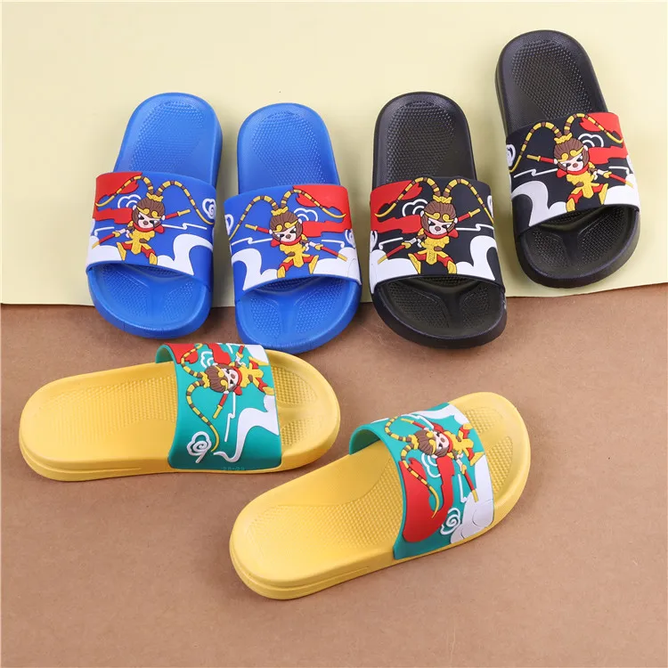 2021 Wholesale Summer Cartoon Print Girls Slippers Indoor Outdoor Children Slippers, Pictures shown
2021 Wholesale Summer Cartoon Print Girls Slippers Indoor Outdoor Children Slippers, Pictures shown