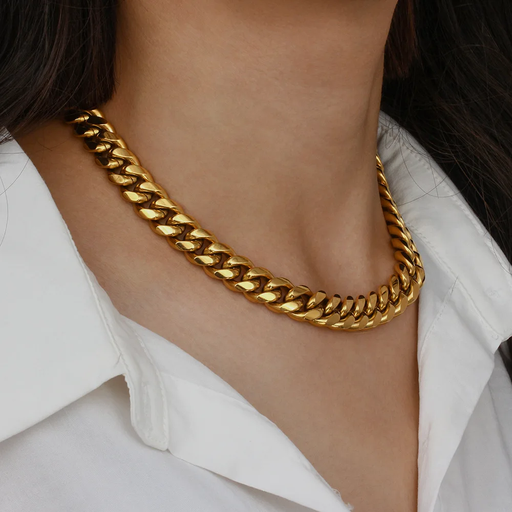Europe Hot Selling Hip Hop Stainless Steel Necklace Fashion PVD 18K Gold Plated Cuban Chain Necklace for Women Men
Europe Hot Selling Hip Hop Stainless Steel Necklace Fashion PVD 18K Gold Plated Cuban Chain Necklace for Women Men