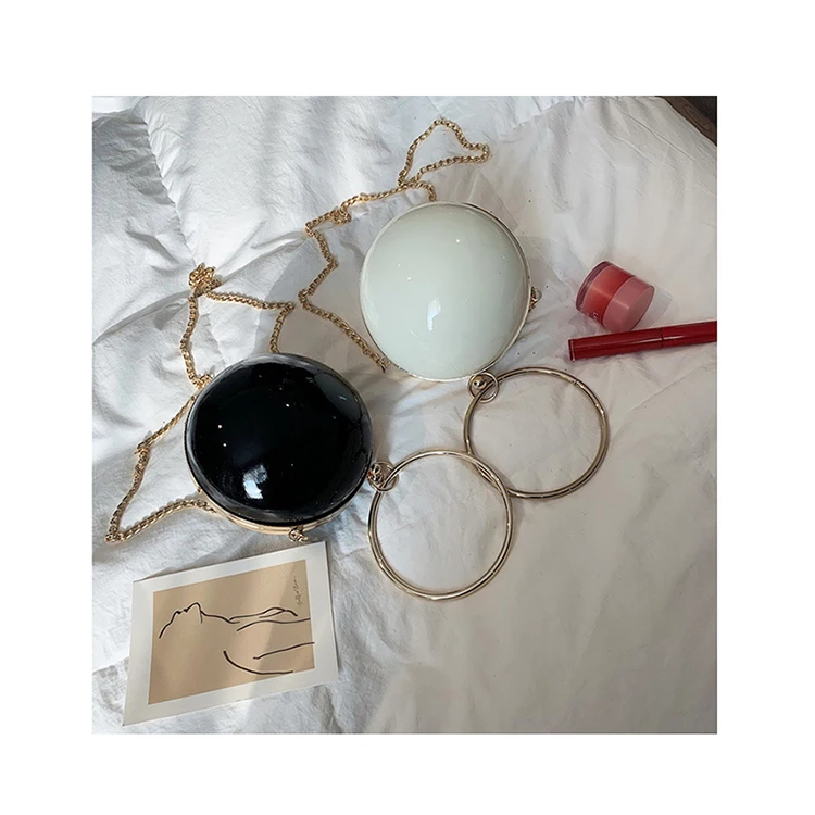 Stylish Small Round Tote Women Circle Handbag Transparent Acrylic Crossbody Bag Luxury Lady Metal Handle Chain Shoulder Bags Sac
Stylish Small Round Tote Women Circle Handbag Transparent Acrylic Crossbody Bag Luxury Lady Metal Handle Chain Shoulder Bags Sac