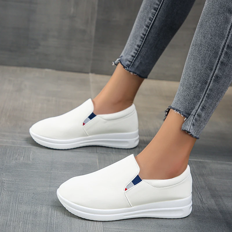 2021 fall low-cut round toe solid color casual daily high-end viscose shoes ladies single shoes
2021 fall low-cut round toe solid color casual daily high-end viscose shoes ladies single shoes