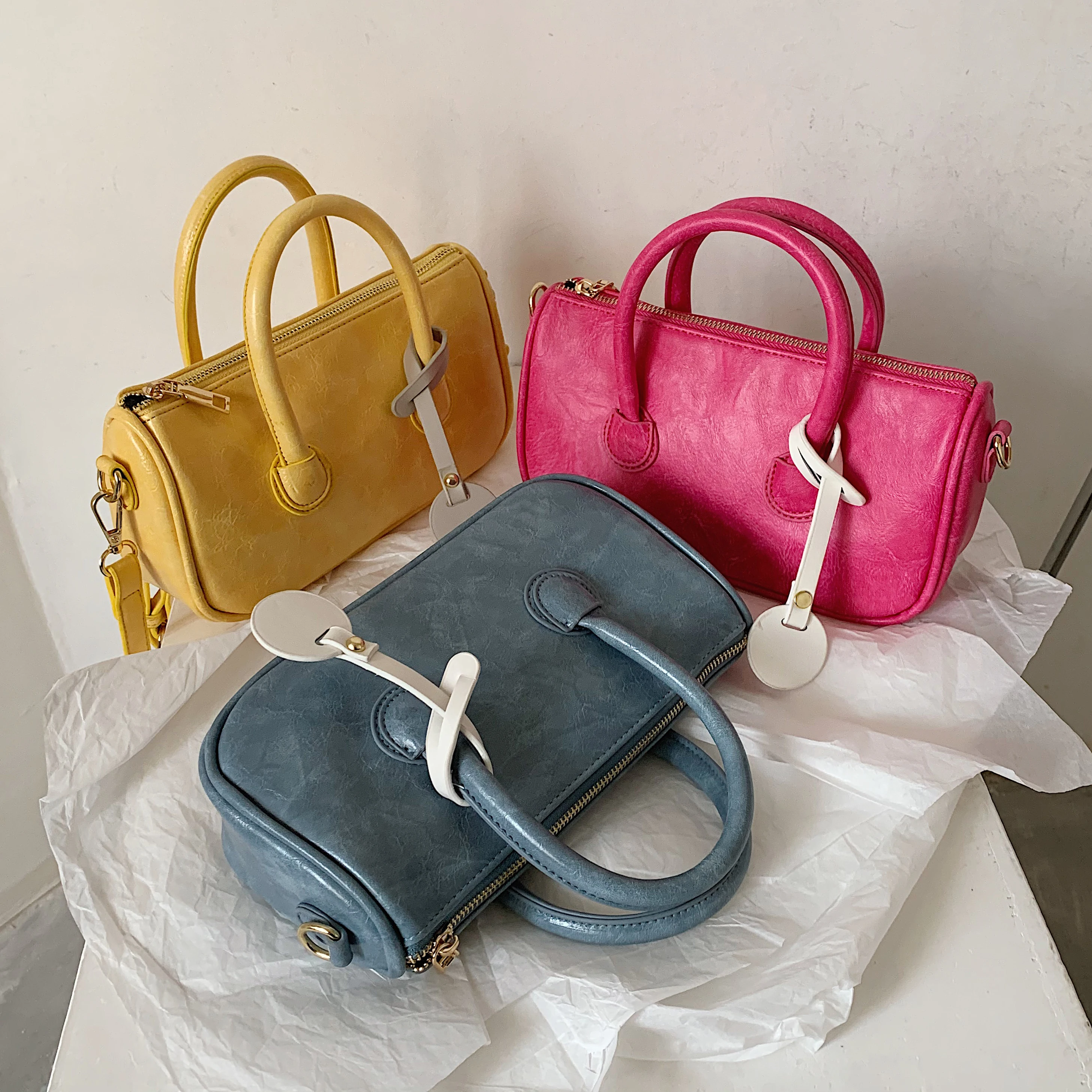 Vintage Retro Summer Bright Colors Pillow Handbag Famous Designer Brand Luxury Handbags 2021, As pic
Vintage Retro Summer Bright Colors Pillow Handbag Famous Designer Brand Luxury Handbags 2021, As pic