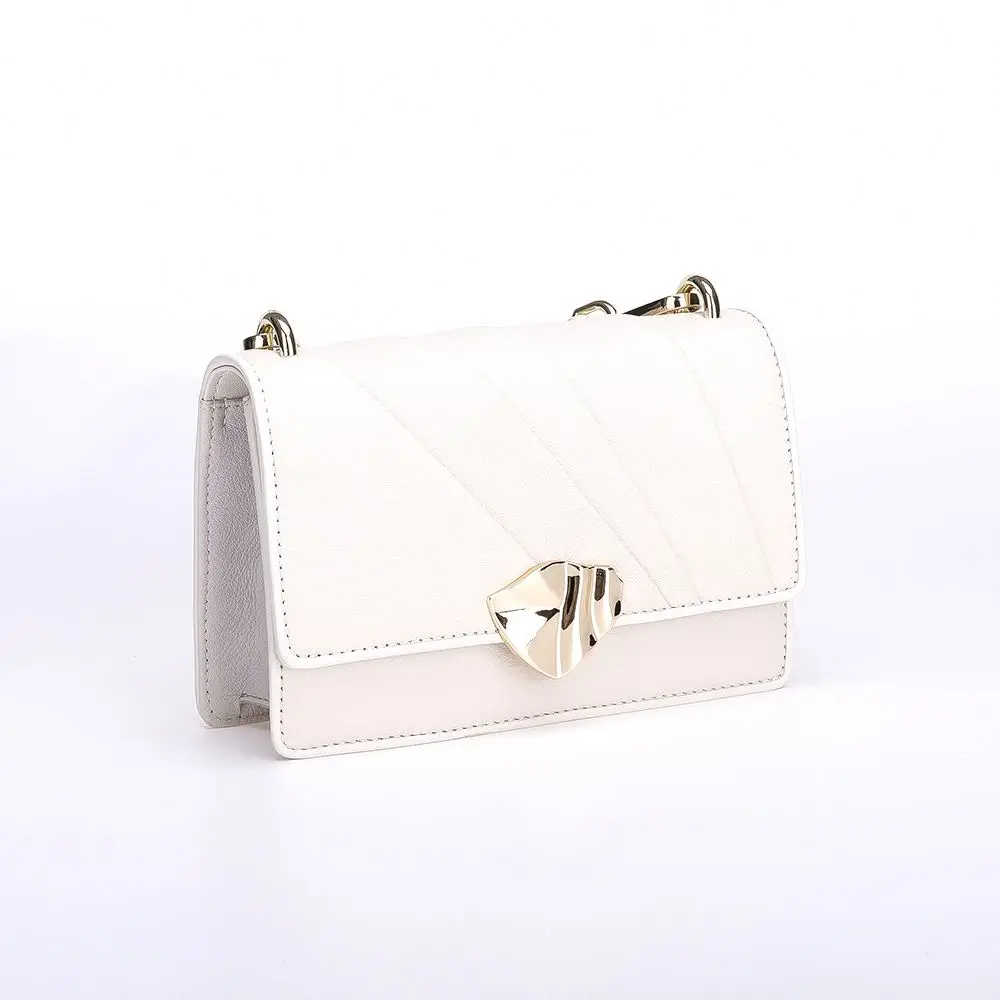 Fashion Designer Wholesale Shell Shape Crossbody Luxury Handbags For WomenWomens Leather Bag Handbag With Great Price, White
Fashion Designer Wholesale Shell Shape Crossbody Luxury Handbags For WomenWomens Leather Bag Handbag With Great Price, White