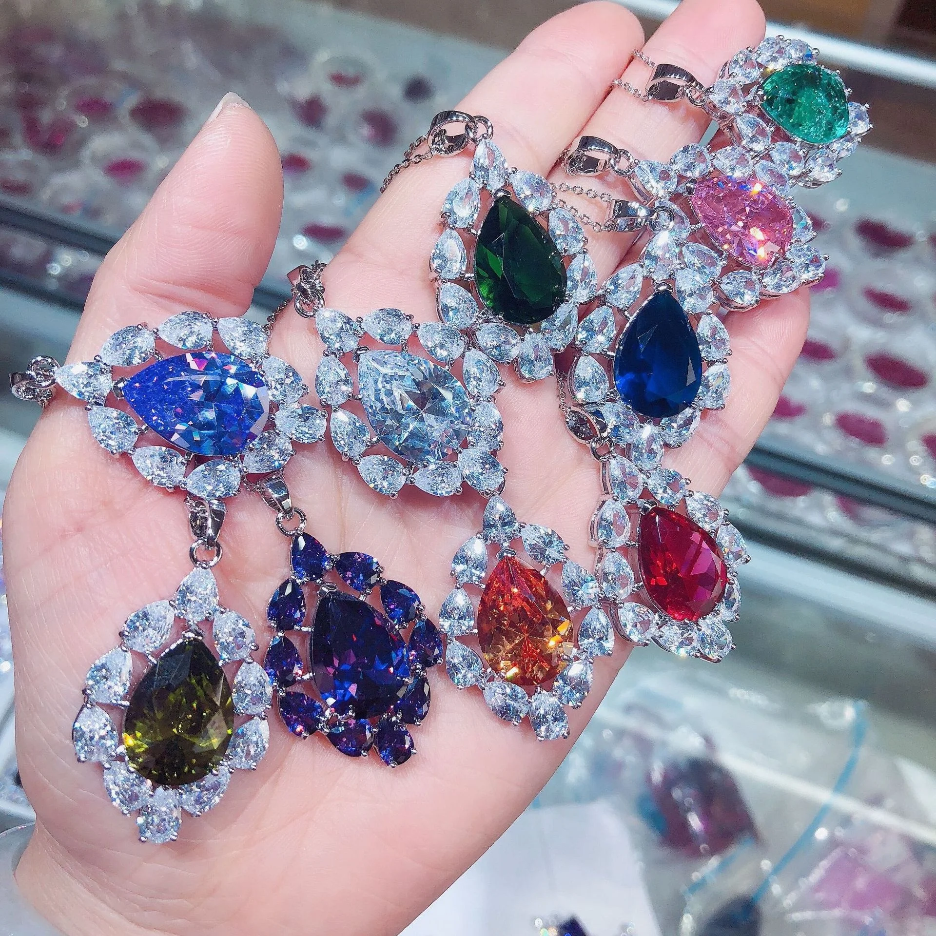Simple Sweet Shiny Zircon water drop Necklace Women Temperament Luxury Jewelry Gifts, Customized color
Simple Sweet Shiny Zircon water drop Necklace Women Temperament Luxury Jewelry Gifts, Customized color