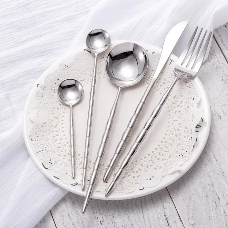 Delicate Gold Plated 18/10 304 Cutlery Set Restaurant Hotel Wedding Stainless Steel Cutlery Table Spoon Set
Delicate Gold Plated 18/10 304 Cutlery Set Restaurant Hotel Wedding Stainless Steel Cutlery Table Spoon Set