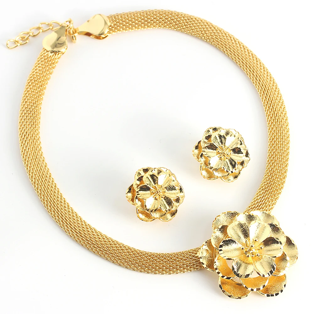 Trendy fashion necklace earring set gold plated jewelry set bridal wedding jewelry set
Trendy fashion necklace earring set gold plated jewelry set bridal wedding jewelry set