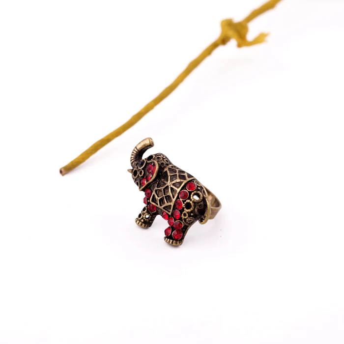 jz0060 Creative Vintage Diamond Encrusted Red Crystal Gold Plated Elephant Animal Lady Rings For Women, As pictures
jz0060 Creative Vintage Diamond Encrusted Red Crystal Gold Plated Elephant Animal Lady Rings For Women, As pictures