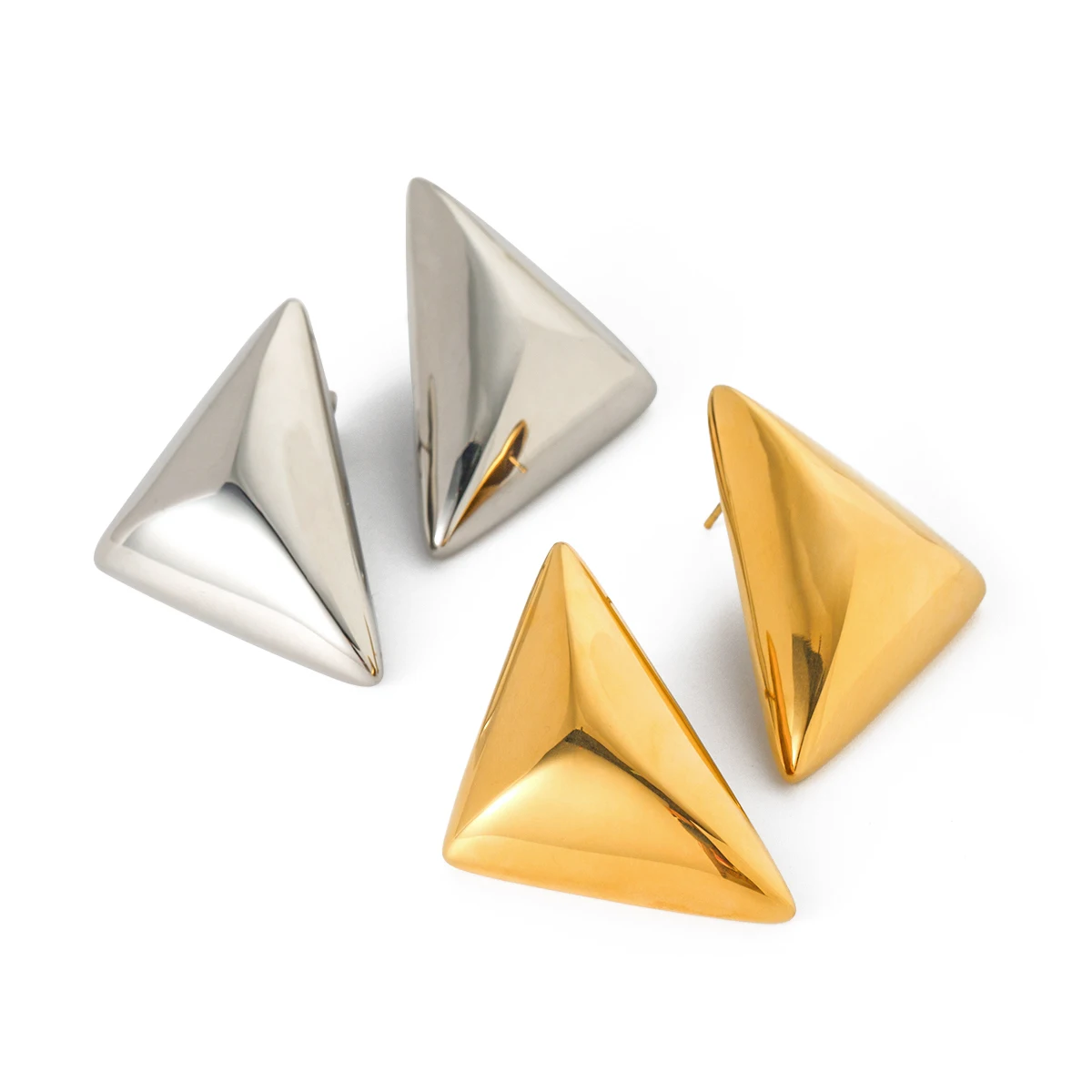 J&D Low Key Luxury 18k Gold Stainless Steel Jewelry Clean Fit Smooth Geometric Triangle Chunky Earring
J&D Low Key Luxury 18k Gold Stainless Steel Jewelry Clean Fit Smooth Geometric Triangle Chunky Earring