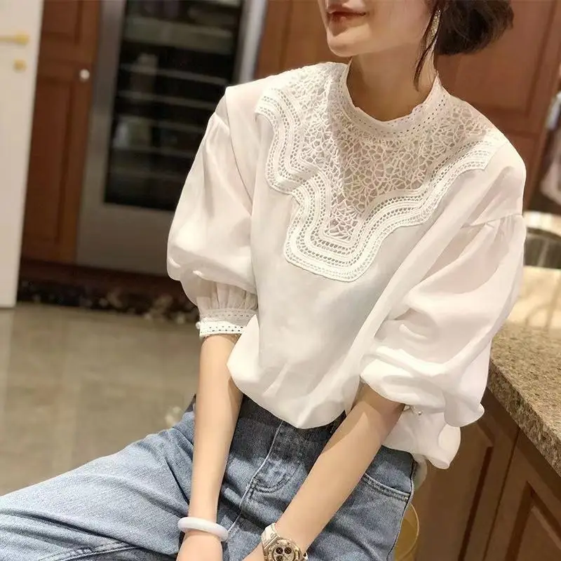 2021 Wholesale Summer Elegant Vintage Lace Lantern Sleeve Bubble White Women Shirt Temperament Women's Chiffon Shirt
2021 Wholesale Summer Elegant Vintage Lace Lantern Sleeve Bubble White Women Shirt Temperament Women's Chiffon Shirt