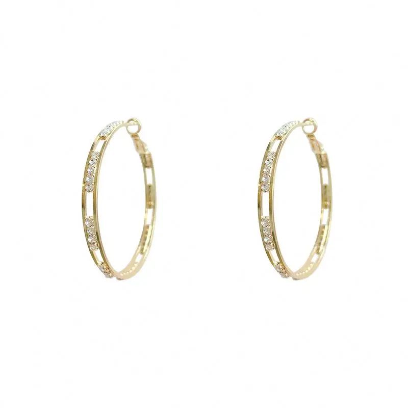 IE2756 Lincy Gold plated S925 Sterling Silver Hoop Earrings Hollow Out Rhinestone Circle Round Hoop Earrings For Women
IE2756 Lincy Gold plated S925 Sterling Silver Hoop Earrings Hollow Out Rhinestone Circle Round Hoop Earrings For Women