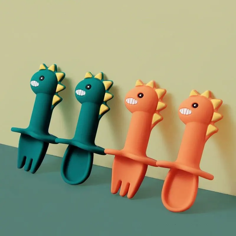 Beeshum 2Pcs Baby Spoon Fork Set Silicone Feeding Spoon Kids Cutlery Cartoon Dinosaur Short Handle Teether Children Tableware
Beeshum 2Pcs Baby Spoon Fork Set Silicone Feeding Spoon Kids Cutlery Cartoon Dinosaur Short Handle Teether Children Tableware
