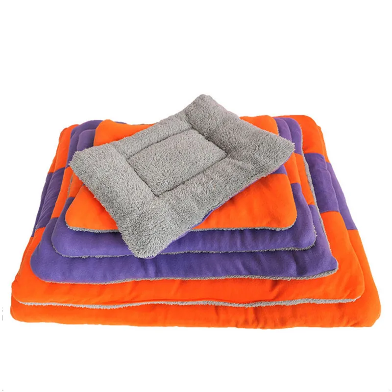 6 SIZE Striped Breathable pet Cat dog mat Dog Blanket Winter Foldable Pet Cushion fleece soft Warm Sleep Mat Sweet Dream Bed 
6 SIZE Striped Breathable pet Cat dog mat Dog Blanket Winter Foldable Pet Cushion fleece soft Warm Sleep Mat Sweet Dream Bed