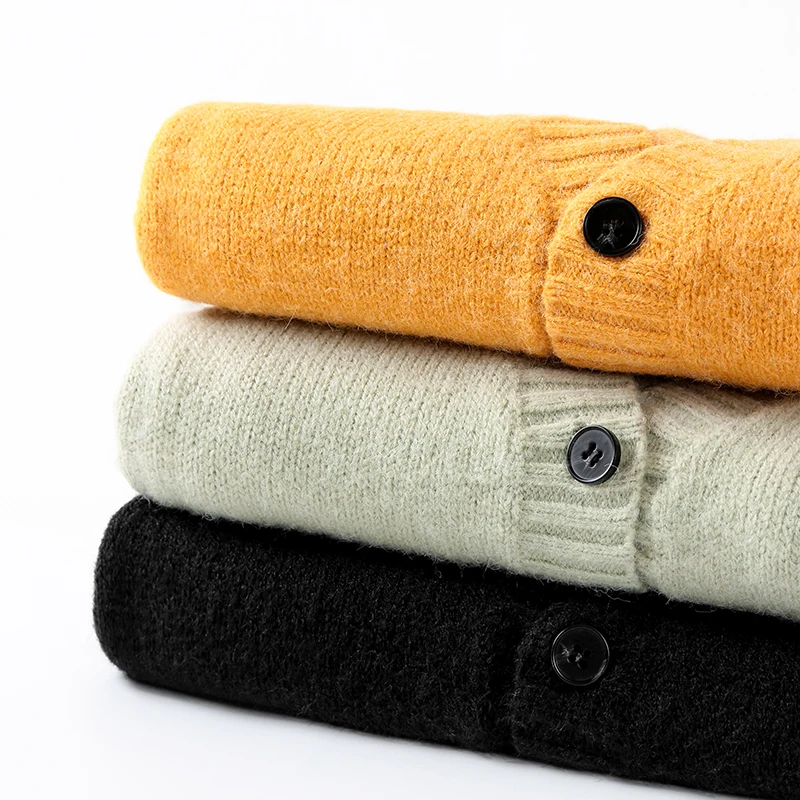 2021 new family office sports men's and women's universal V-neck warm sweater leisure long sleeve sweater knit sweater men, Picture
2021 new family office sports men's and women's universal V-neck warm sweater leisure long sleeve sweater knit sweater men, Picture