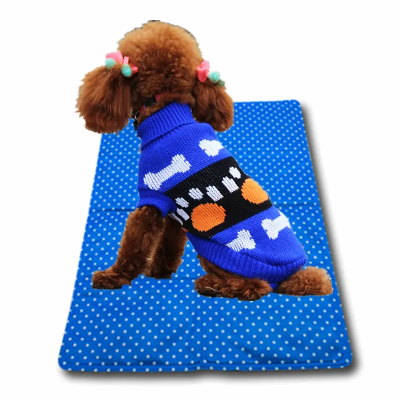 Pets Cooling Mats Mattress for Dogs Cats Gel Pad Self Cool Durable Summer cooling mat, Customized color
Pets Cooling Mats Mattress for Dogs Cats Gel Pad Self Cool Durable Summer cooling mat, Customized color