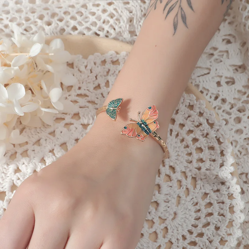 Adjustable Oil Dripping Butterfly Bangles Bracelets Chic Opening Colorful Enamel Butterfly Bangle For Women Girls
Adjustable Oil Dripping Butterfly Bangles Bracelets Chic Opening Colorful Enamel Butterfly Bangle For Women Girls