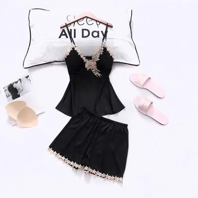 F41111A 2021 Summer thin sexy ice silk halter shorts two - piece suit with chest women sleepwear pajamas for women set, Red, black, white, dark green, burgundy, color blue, light green
F41111A 2021 Summer thin sexy ice silk halter shorts two - piece suit with chest women sleepwear pajamas for women set, Red, black, white, dark green, burgundy, color blue, light green