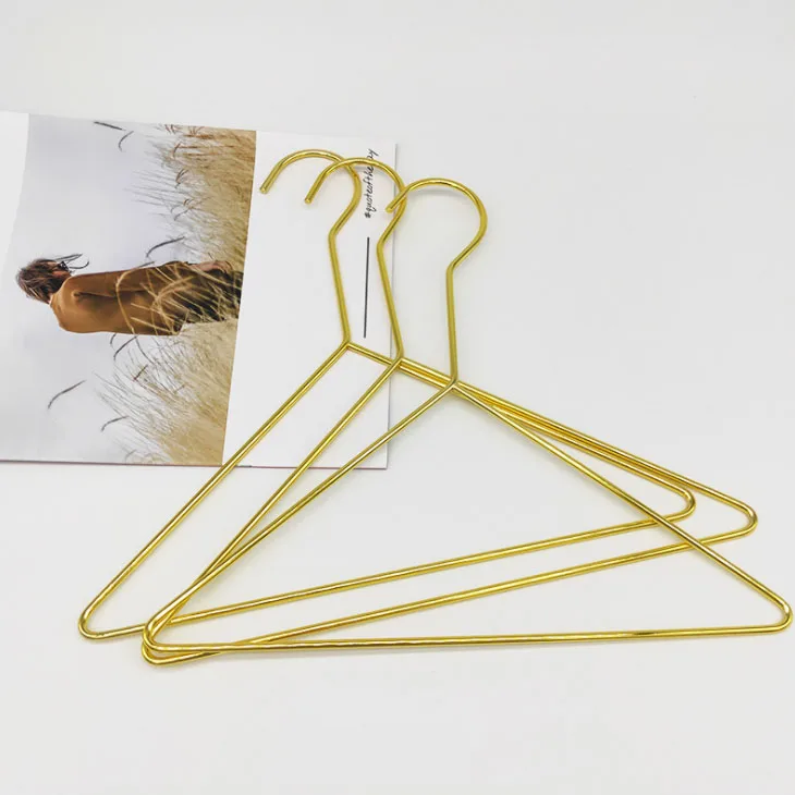 Personalized gold baby wire hanger with long neck for clothes shop, Rose gold or silver
Personalized gold baby wire hanger with long neck for clothes shop, Rose gold or silver