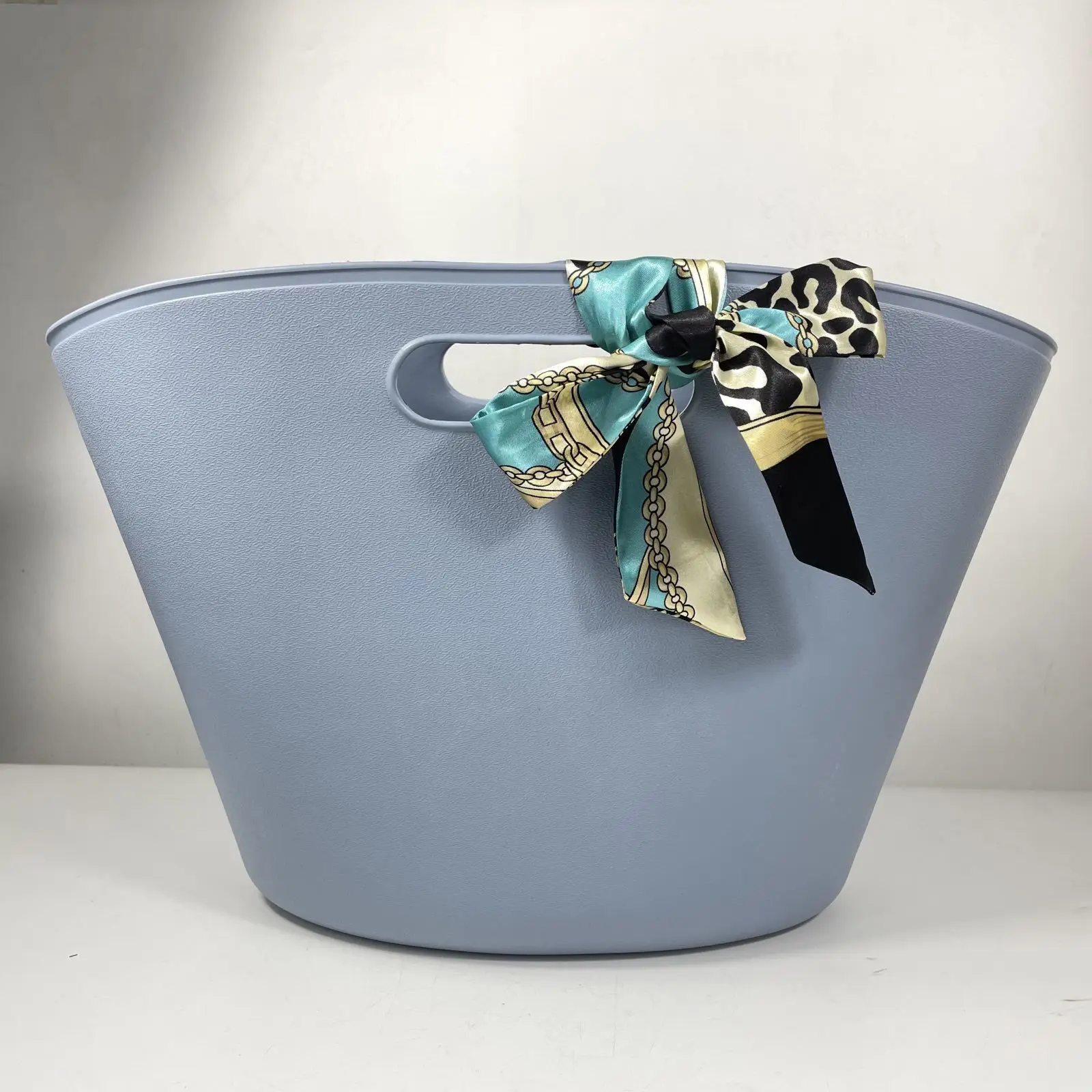 Lady Bucket Bags Style Summer EVA Designer Tote Hand Bags Women Straw Bag Beach, Pink/off white/navy blue
Lady Bucket Bags Style Summer EVA Designer Tote Hand Bags Women Straw Bag Beach, Pink/off white/navy blue
