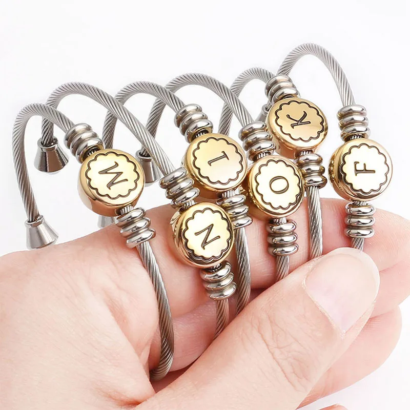 2020 fashion stainless steel cuff letter charm bangle bracelet for promotional gifts jewelry
2020 fashion stainless steel cuff letter charm bangle bracelet for promotional gifts jewelry